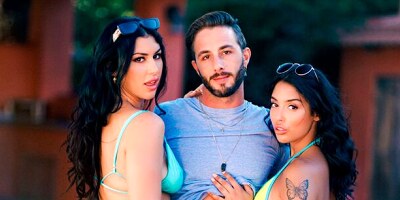 Big ass scene with innocent Vanessa Sky and Queenie Sateen from Mommy’s Boy