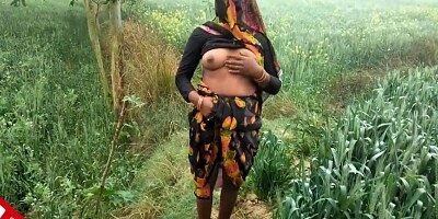 Indian Farmer Wife Working On Field Fucking Hardcore Outdoor Hindi Sex