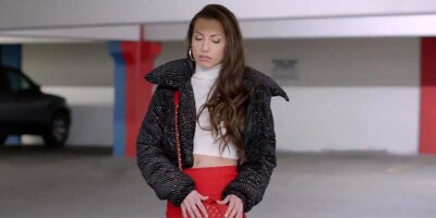 Baddie ditches her BF to eat a black man's tasty asshole