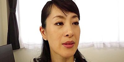 Mature Womans Anal Appreciation Session - Please Look At My Asshole! - Part.3 P1
