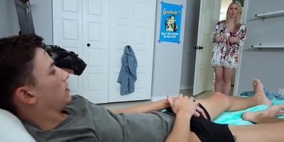 Sydney Paige – Chronic Masturbator