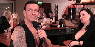 Insane amateur orgy featuring older gals that swing