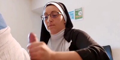 le phantasme de se faire sucer par une nonne