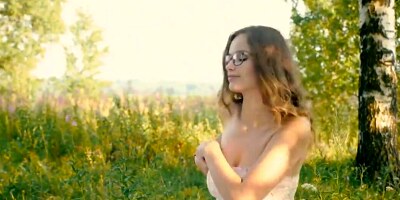 Outdoors screwing for a romantic tattooed nerdy chick
