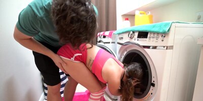 Help Me Step Bro Im Stuck - Fucking 18 Year Old Step Sister Bailey Base Stuck In Wash