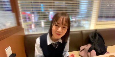 0001232_日本人女性がガン突きされる痙攣イキセックス