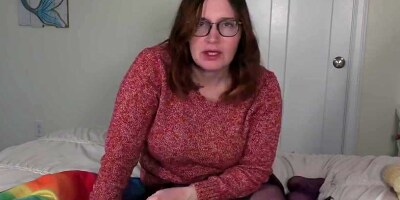 Bettie Bondage – Stealing Panties from Mommy