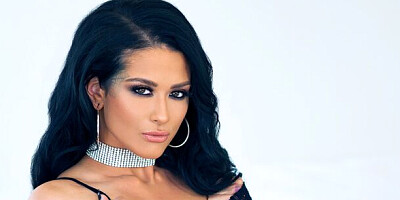 Vicious Katrina Jade's milf scene