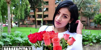 Mariana Martinez Spreads her Legs to Get Banged by Agent