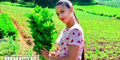 Perfect Ass Latina goes for a Fuck