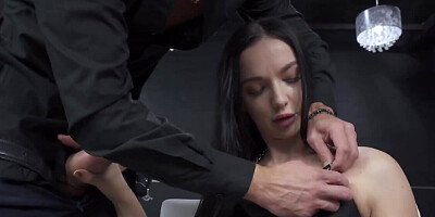 Amazing brunette babe sucks that hard cock after being licked