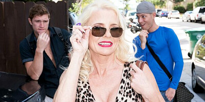 Cammille's saggy sex