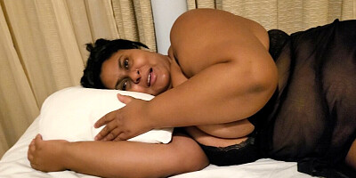 I arrived at my teacher's house and fucked her big pussy, she came on a dick