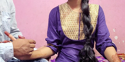 Desi Ladaki Ne Baigan Rang Ka Kapada Pahankar Kya Kamal Ki Lag Rahi Hai
