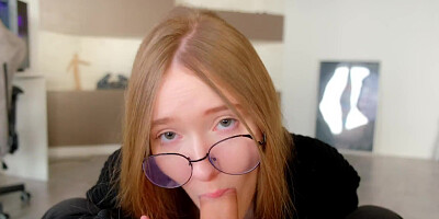 Sunset is best spent fucking girl's juicy pussy