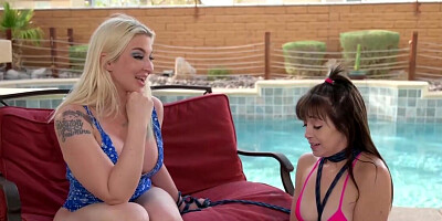 Leya Falcon and Jenna Noelle are playing with sex toys