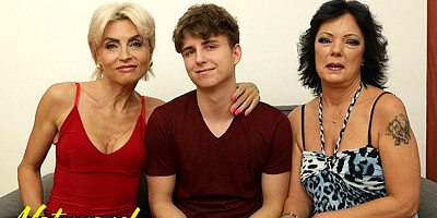 Classy dream girl at doggystyle dirt