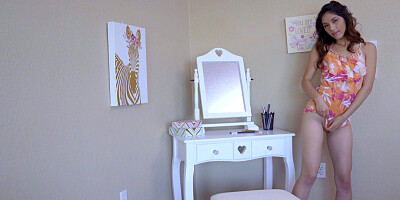 Petite babe Melody Wylde and greedy solo masturbation