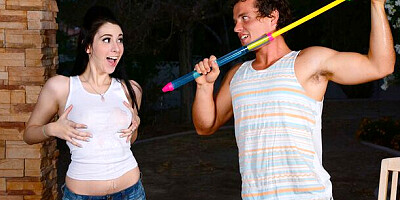 Watch inviting Luna C. Kitsuen's scene