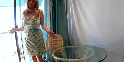 He tricks the thick blonde MILF into giving him a BJ