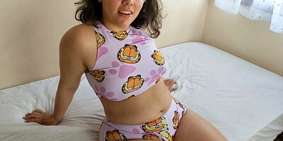 He watches his big ass Milf neighbor horny and makes her "clap her hands"