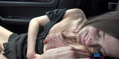 Watch glamour dame's video