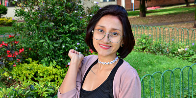 Alex Moreno enjoys the company of cute babe Luna Castillo