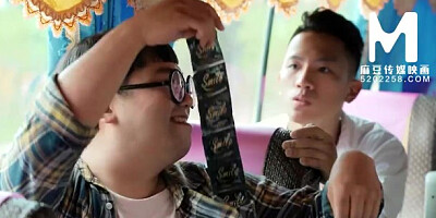 Watch admirable Su Cing Ge's video