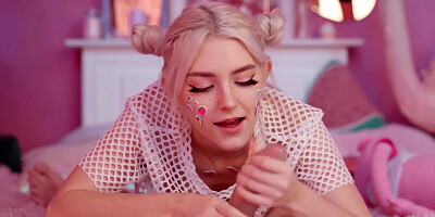 Eva Elfie wonderland in 60fps1