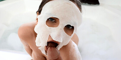Spa sex for Cece Mecta and creampie