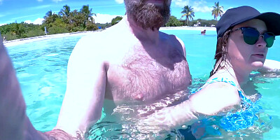 Couple On Vacation Public Fuck Icreampie On The Beach