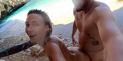 Just Another Perfect Public Beach To Fuck On - Amateurs From Poland P2