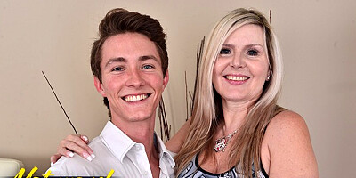 Mature NL featuring Velvet Skye and Velvet's eating pussy sex