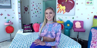 Amber Moore gets her wet cunt penetrated by a big one