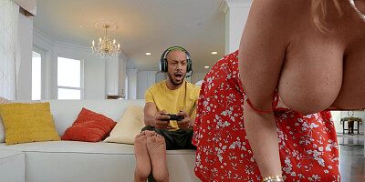 Horny MILF Rachael Cavalli asks to be fucked hard