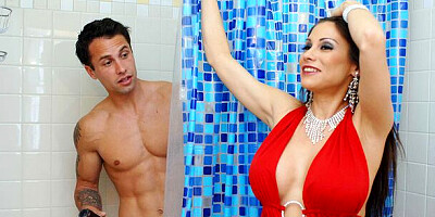 Radiant Sheila Marie at brunette xxx