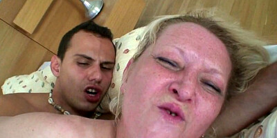 Granny Bet - freckles smut