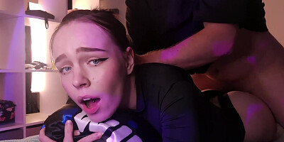 Helped a girl get a bonus and got sex in return