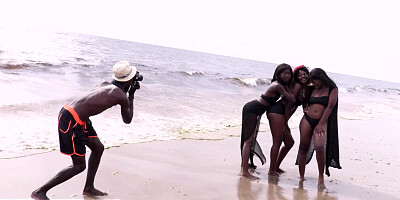 The photographer has sex with the model