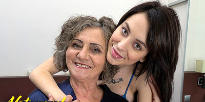 Lustful Sandra Luberc at pussy licking action