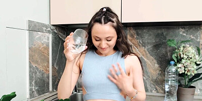 Krinzh Baby having a hot solo sesh after the workout