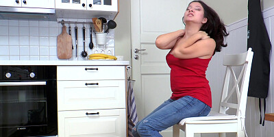 Big tits sweetheart Bellavitana solo fucks herself