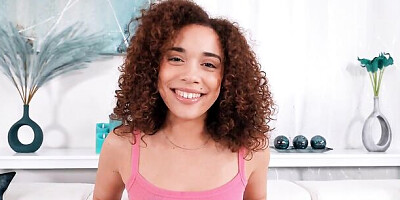 Willow Ryder's teen (18+) trailer by Real Teens