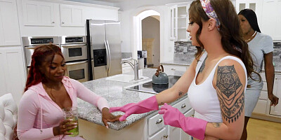 Both Amari Anne and Maddy May are insane lezzies that fuck