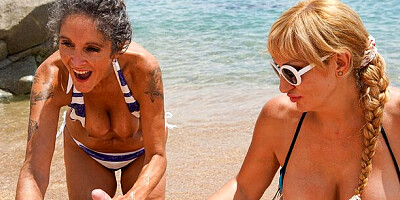 Watch exciting Mary Borbosita and Victoria Cruz's dirt