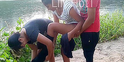 Trio A La Orilla Del Rio Anal Que Rico Sexo Casero 17 Min P1