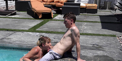 Sex with granny Melony Melons and hot Mochi Mona