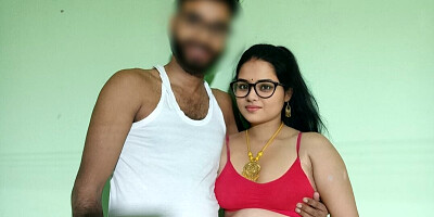 ne apni bhabhi ki behen ko standing position me chudai kari