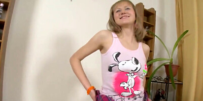 Happy blonde ten Jackline is anally fucked by a prick
