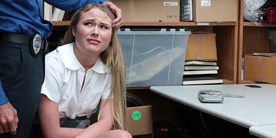 Alyssa Cole In Blowjob The Officers Big Cock